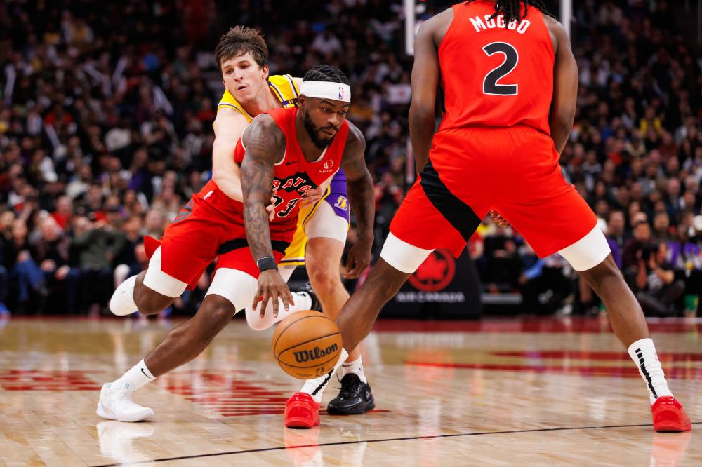 勇士坐收渔 勇士坐收渔