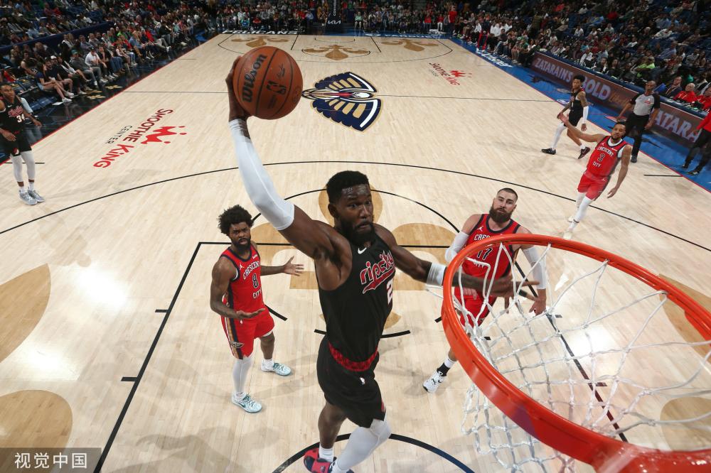 下年轻中场 下年轻中场